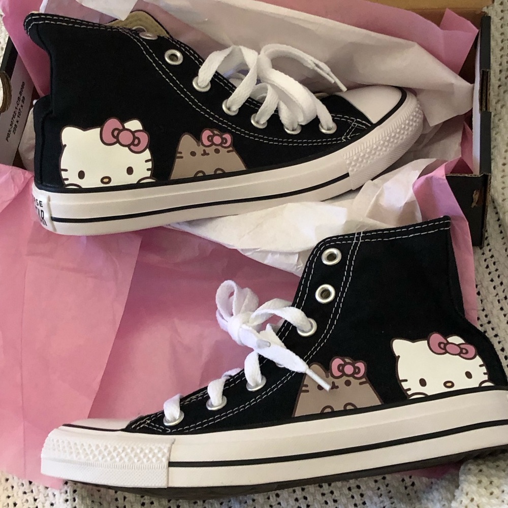 Black Hello Kitty Converse